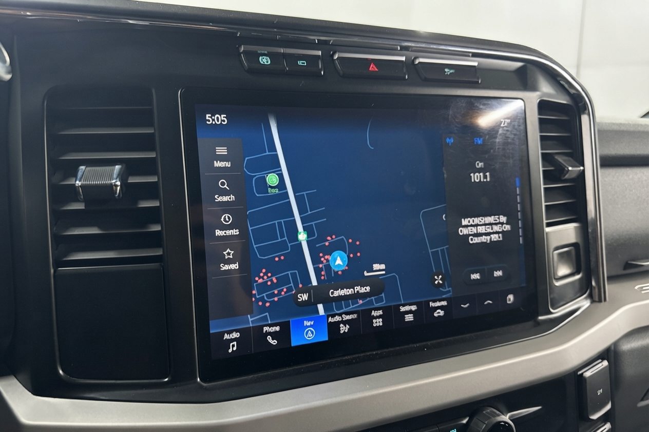 2023 Ford F-250 Super Duty — photo 24 of 34