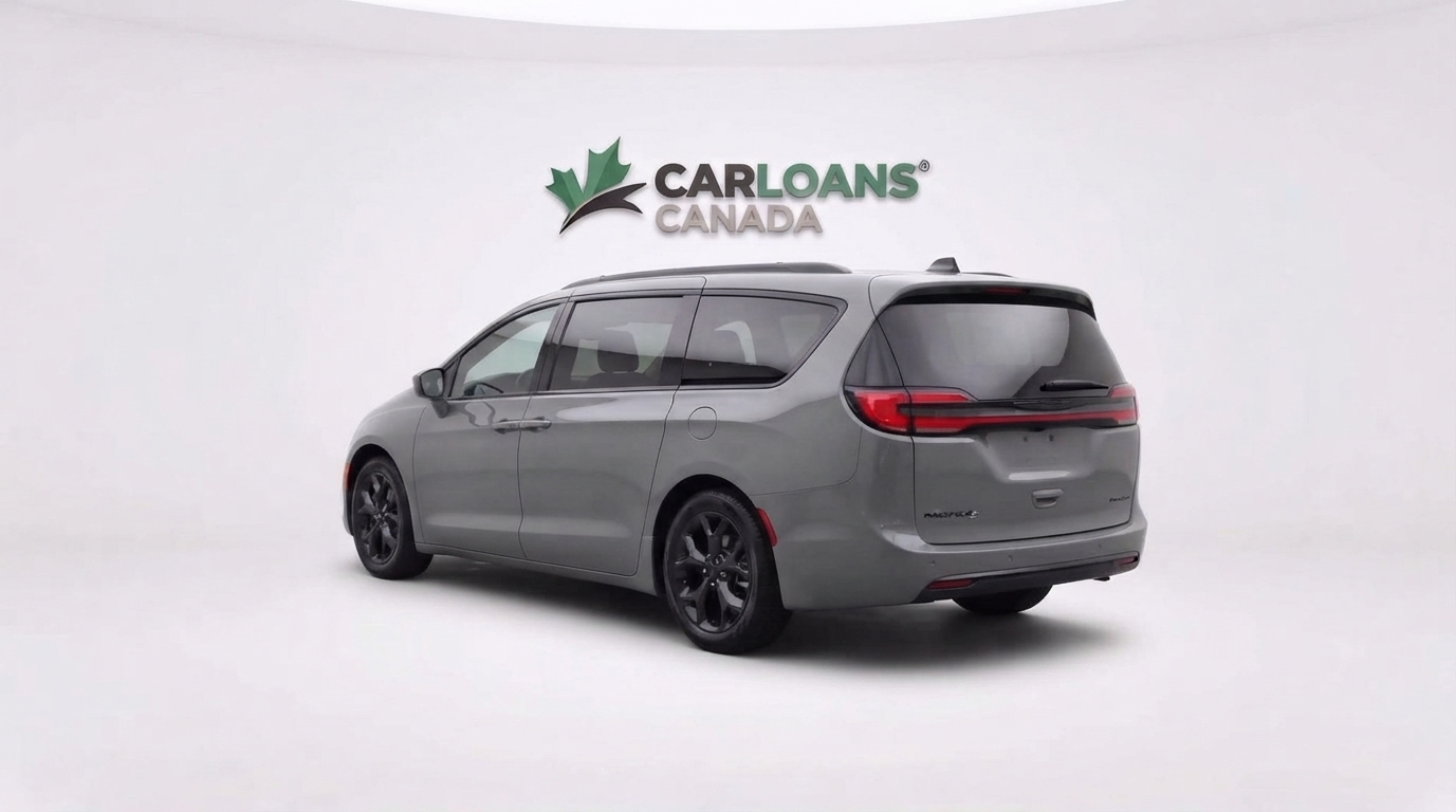 2025 Chrysler Pacifica — photo 3 of 34