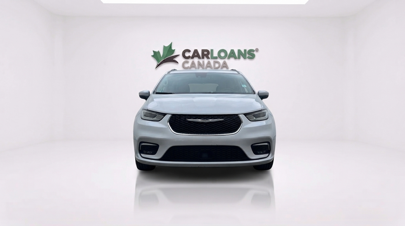 2023 Chrysler Pacifica — photo 2 of 25