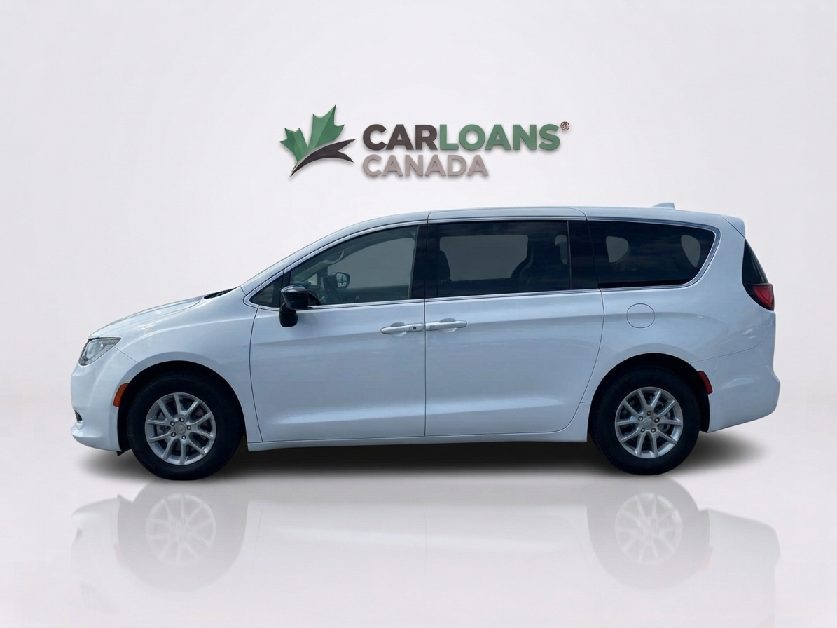 2025 Chrysler Grand Caravan — photo 1 of 25