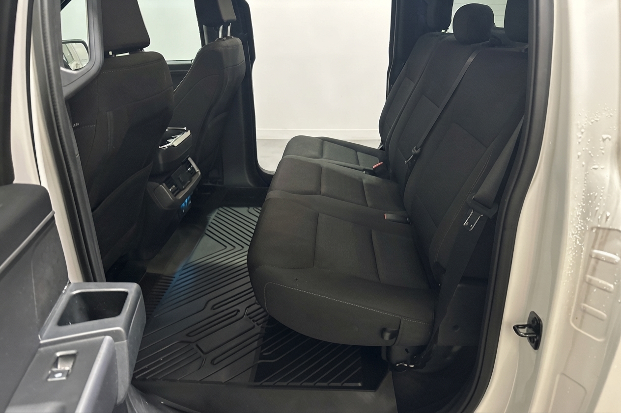 2025 Ford F-150 — photo 12 of 25