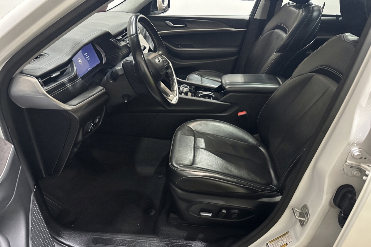 2021 Jeep Grand Cherokee L — photo 11 de 30