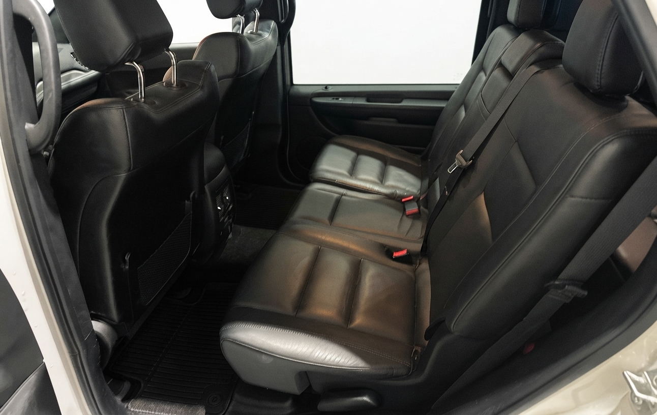 2022 Dodge Durango — photo 10 of 26
