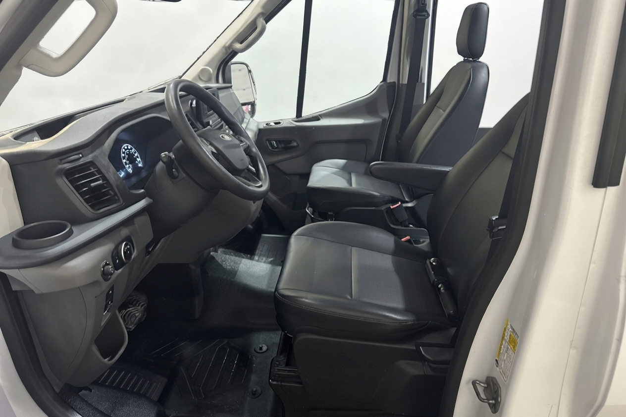 2025 Ford Transit Cargo Van — photo 10 de 23