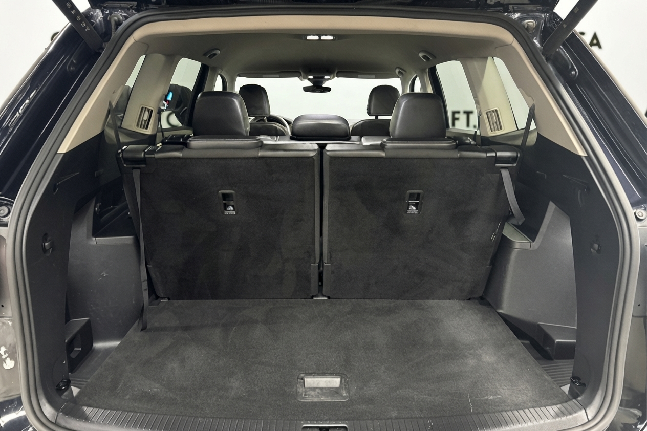 2024 Volkswagen Atlas — photo 10 of 36