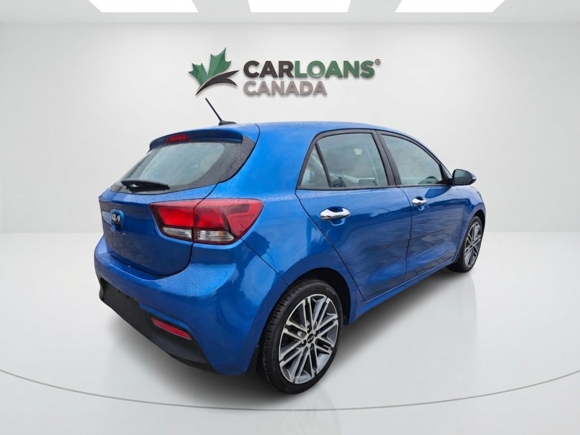 2023 Kia Rio 5-door — photo 3 of 18