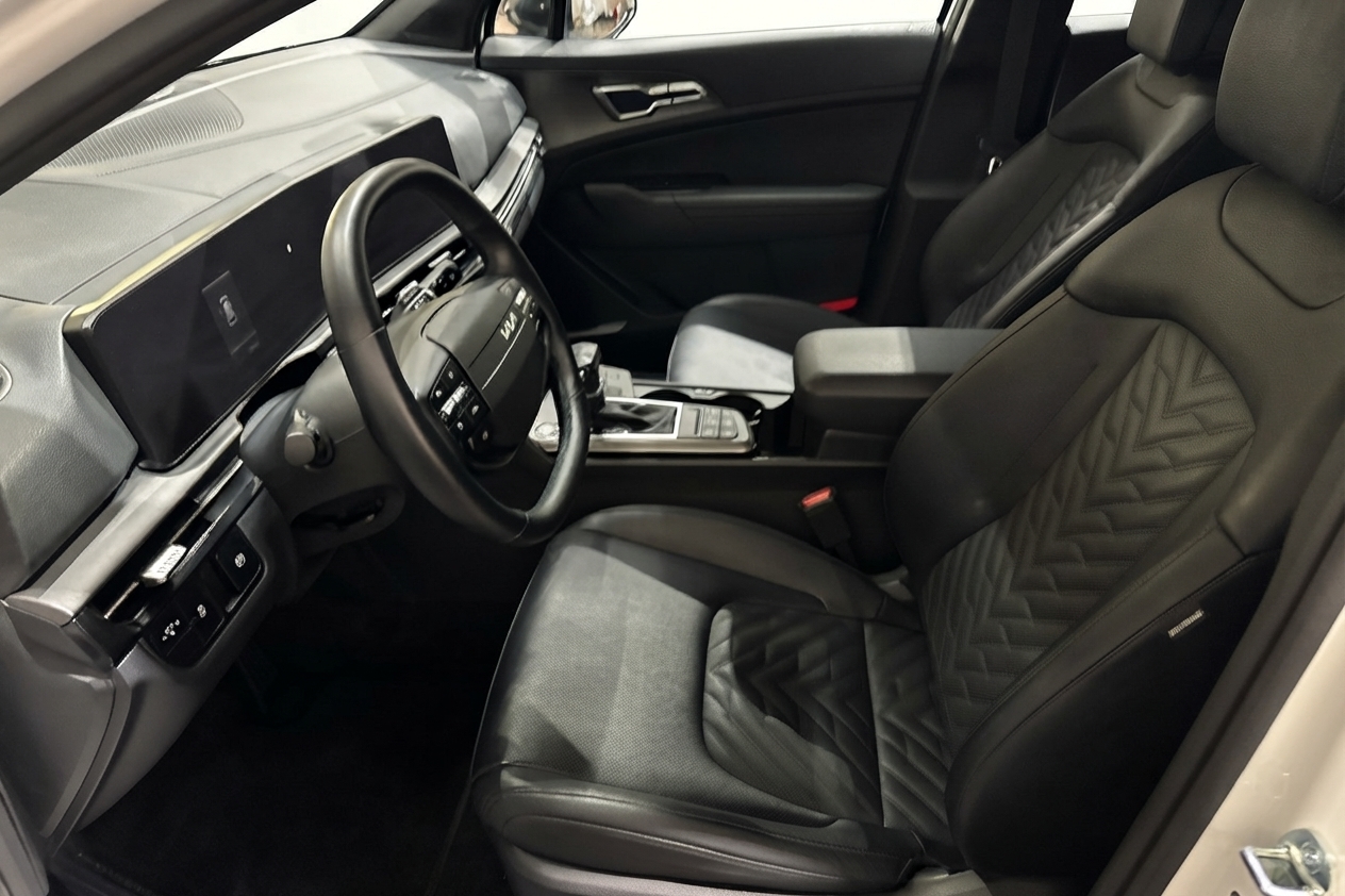 2026 Kia Sportage — photo 11 of 33