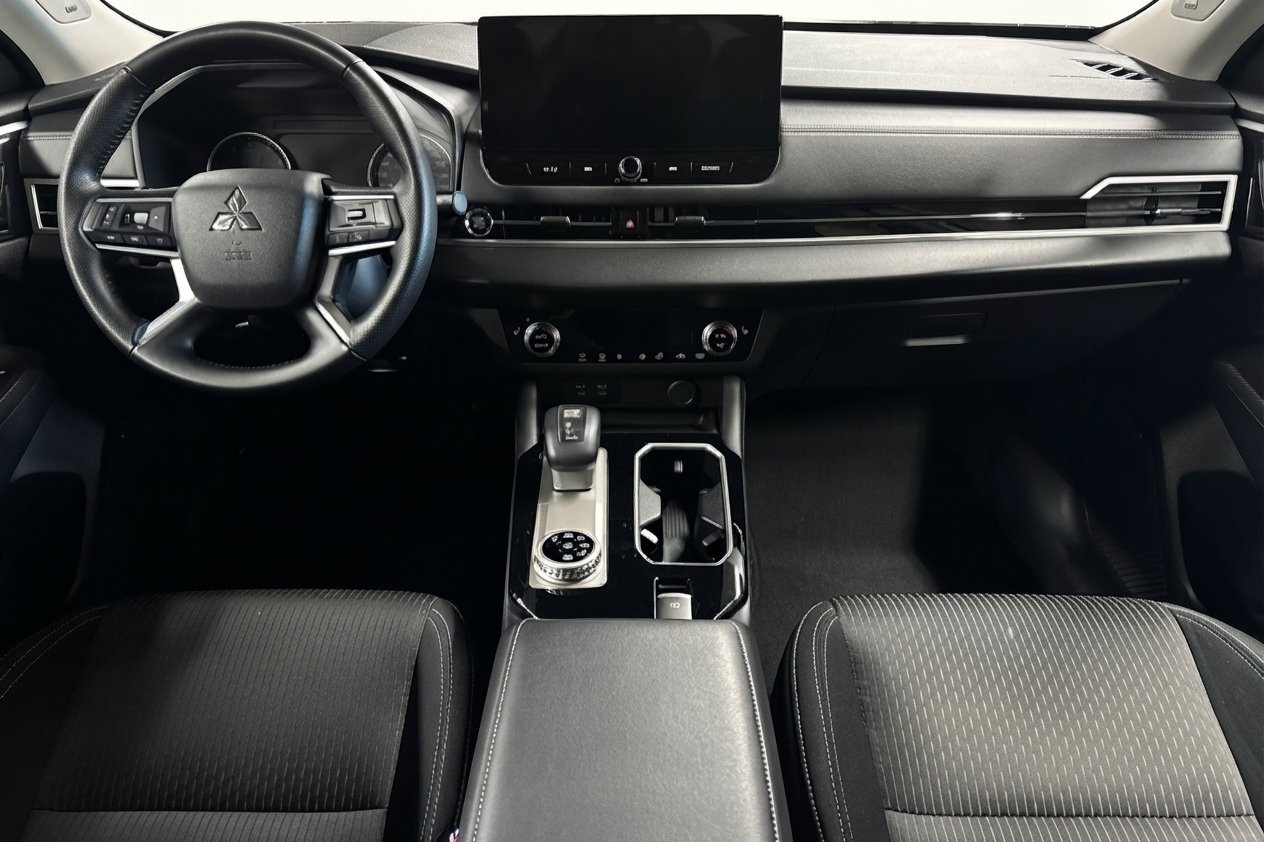 2026 Mitsubishi Outlander — photo 22 de 33