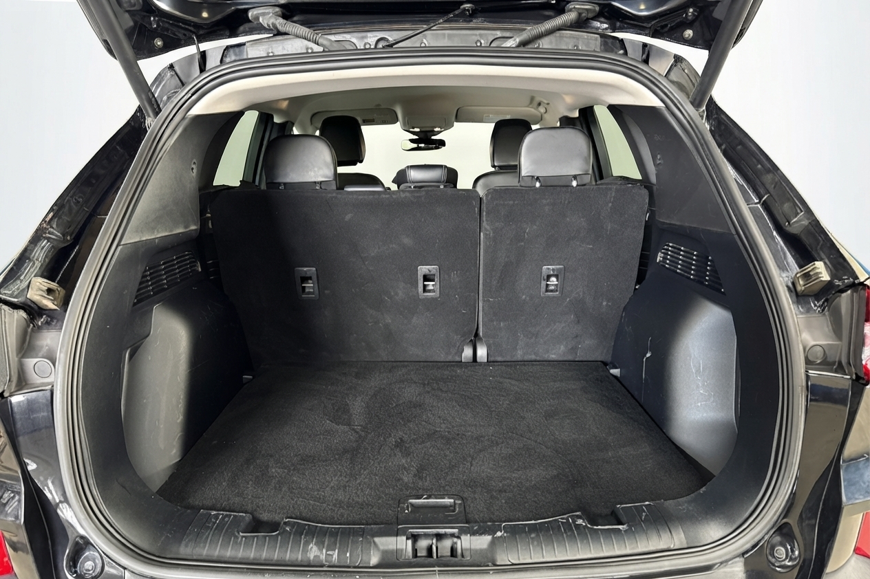 2025 Ford Escape — photo 10 of 35