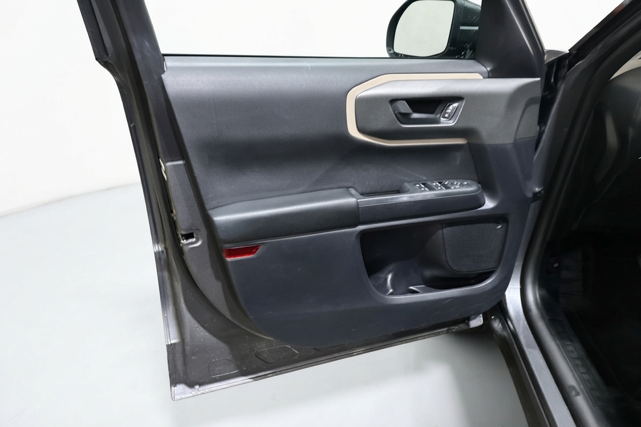 2025 Ford Bronco Sport — photo 19 of 32