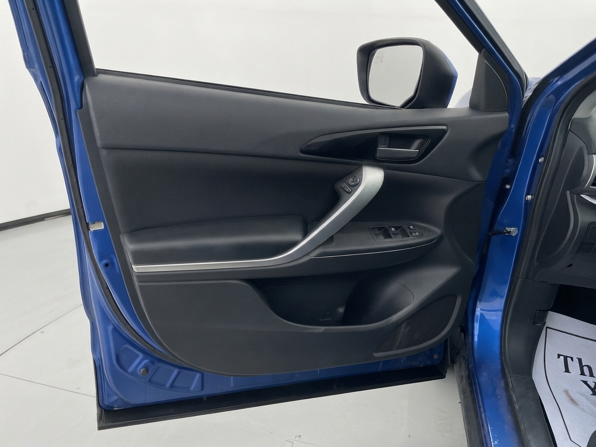 2019 Mitsubishi Eclipse Cross — photo 30 of 34