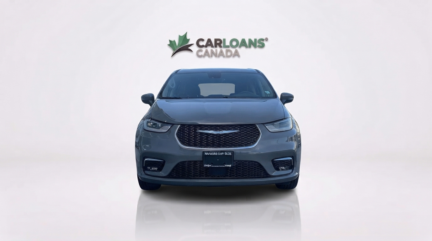 2023 Chrysler Pacifica — photo 2 of 25
