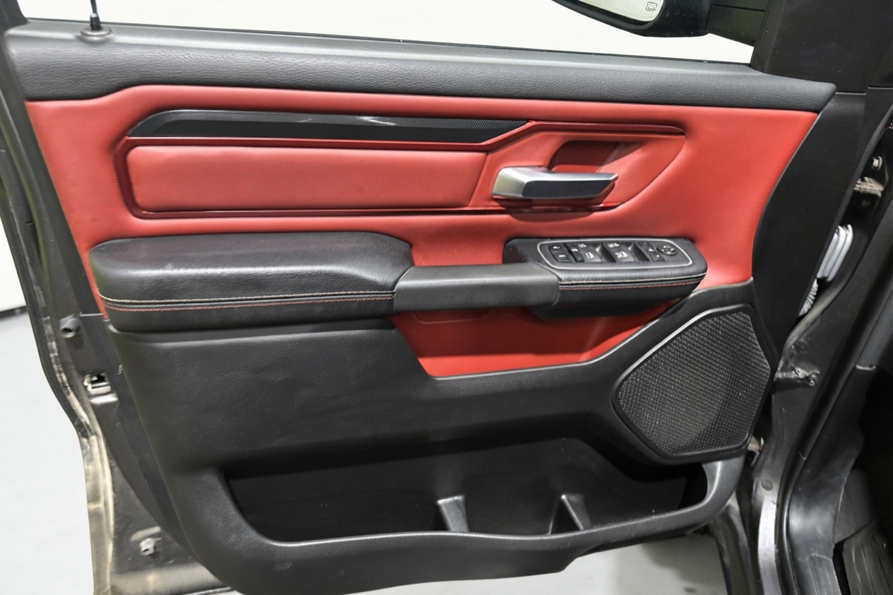 2022 Ram 1500 — photo 16 of 25