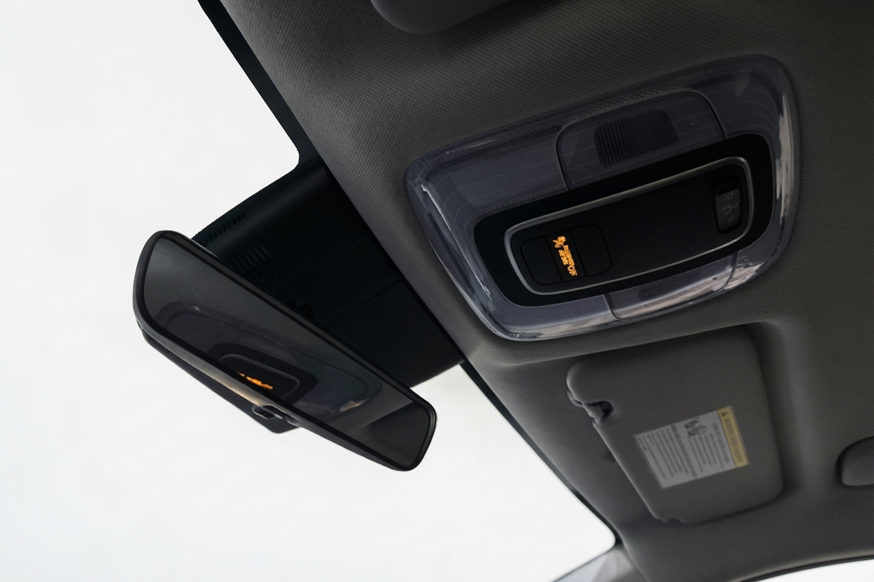 2026 Hyundai Elantra — photo 16 of 29