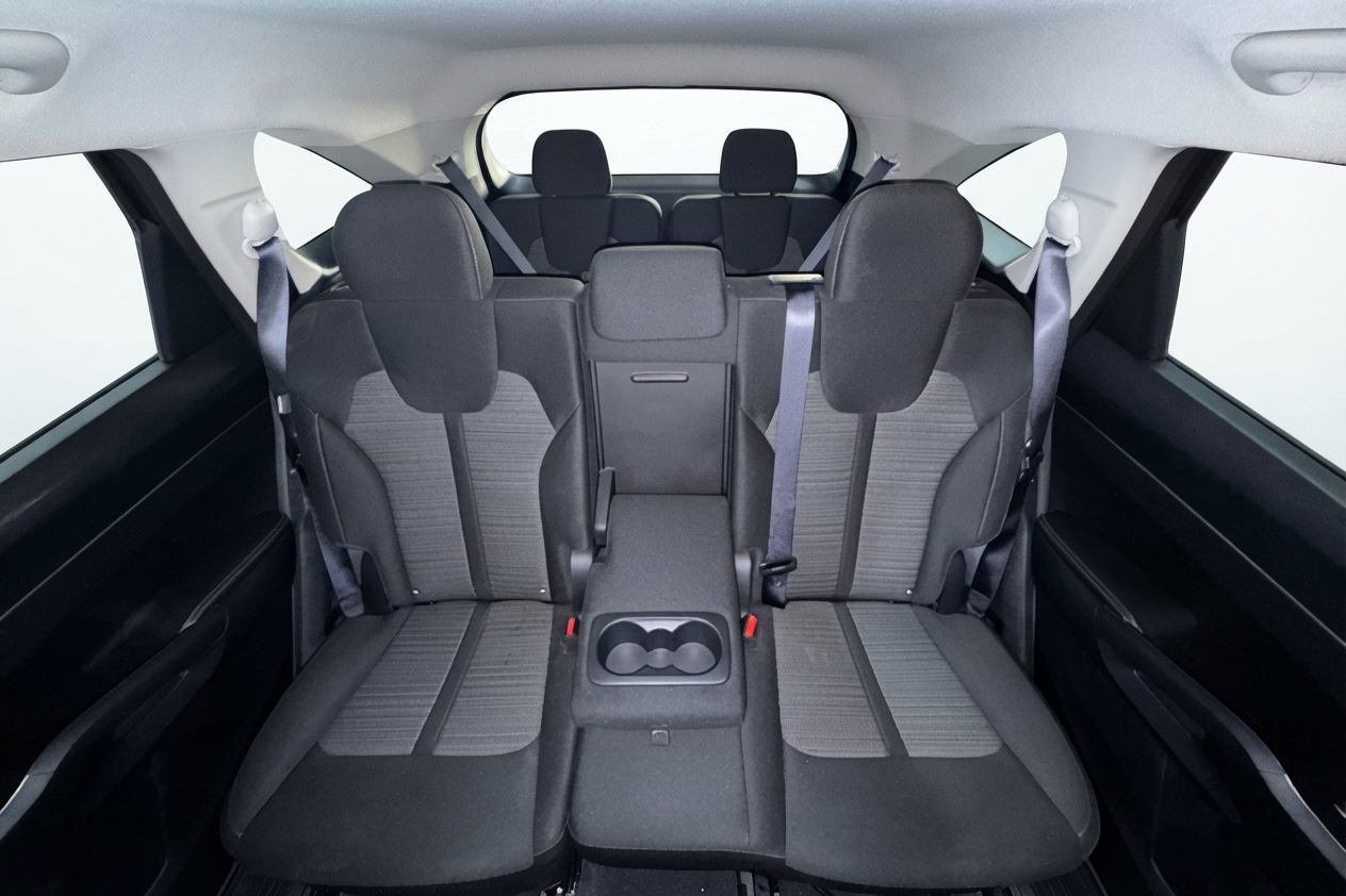 2025 Kia Sorento — photo 22 of 33