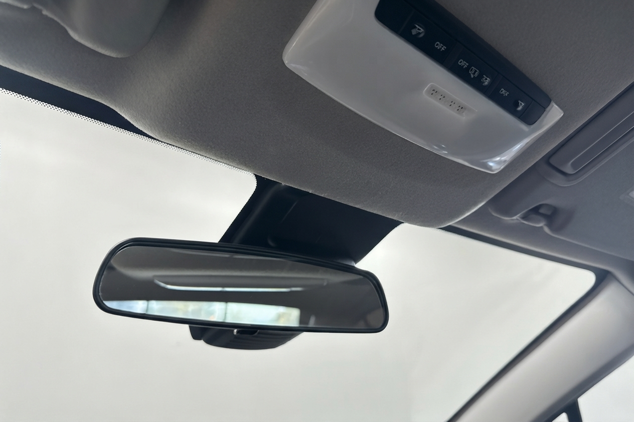 2025 Nissan Versa — photo 15 de 31