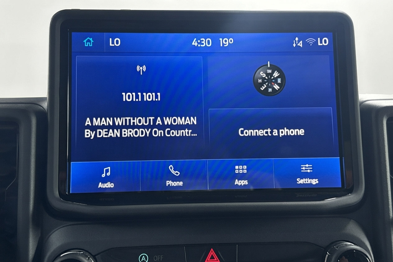2022 Ford Bronco Sport — photo 17 of 32