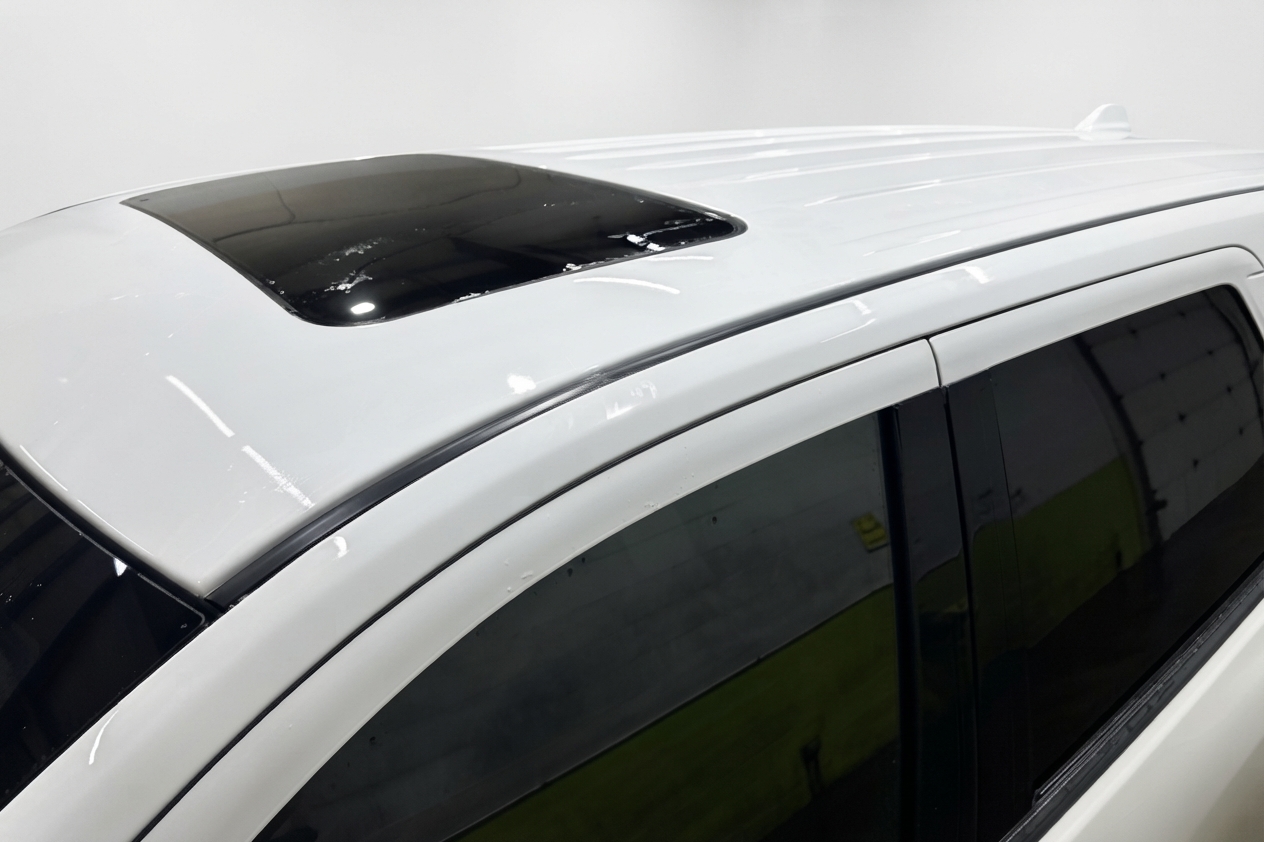 2022 Dodge Durango — photo 7 of 26