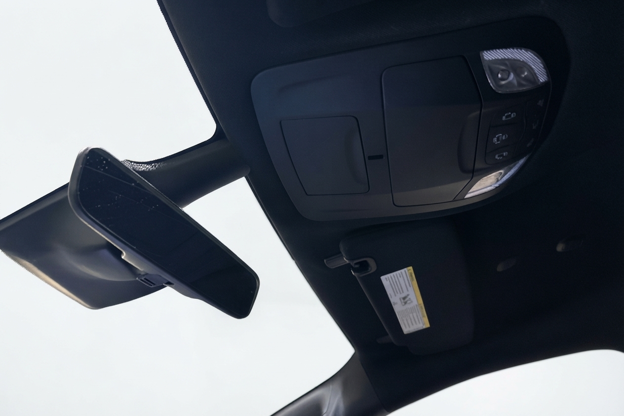2026 Chrysler Grand Caravan — photo 17 of 28