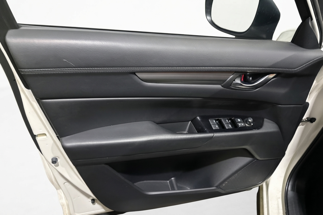 2025 Mazda CX-5 — photo 18 de 28