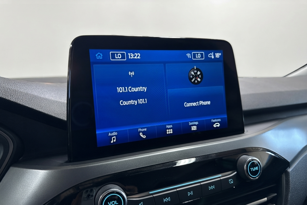 2025 Ford Escape — photo 17 of 33
