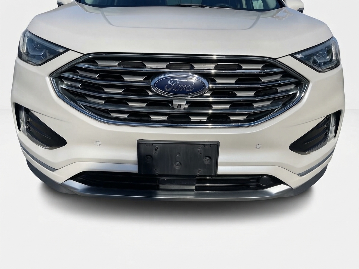 2019 Ford Edge — photo 17 of 33