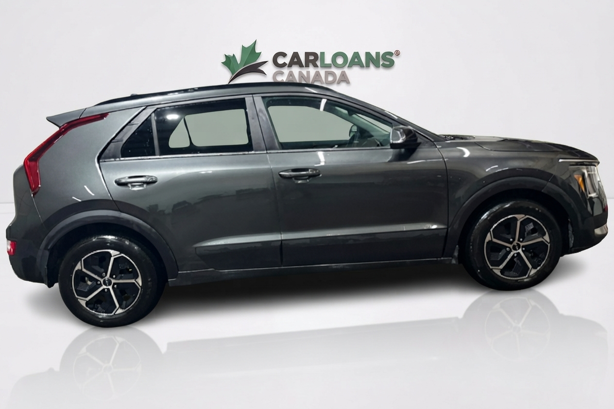 2025 Kia Niro Hybrid — photo 4 of 27