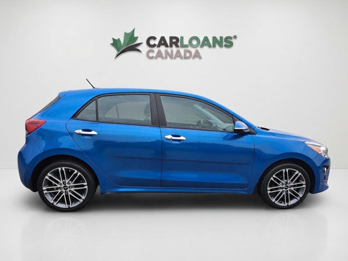 2023 Kia Rio 5-door — photo 2 of 18