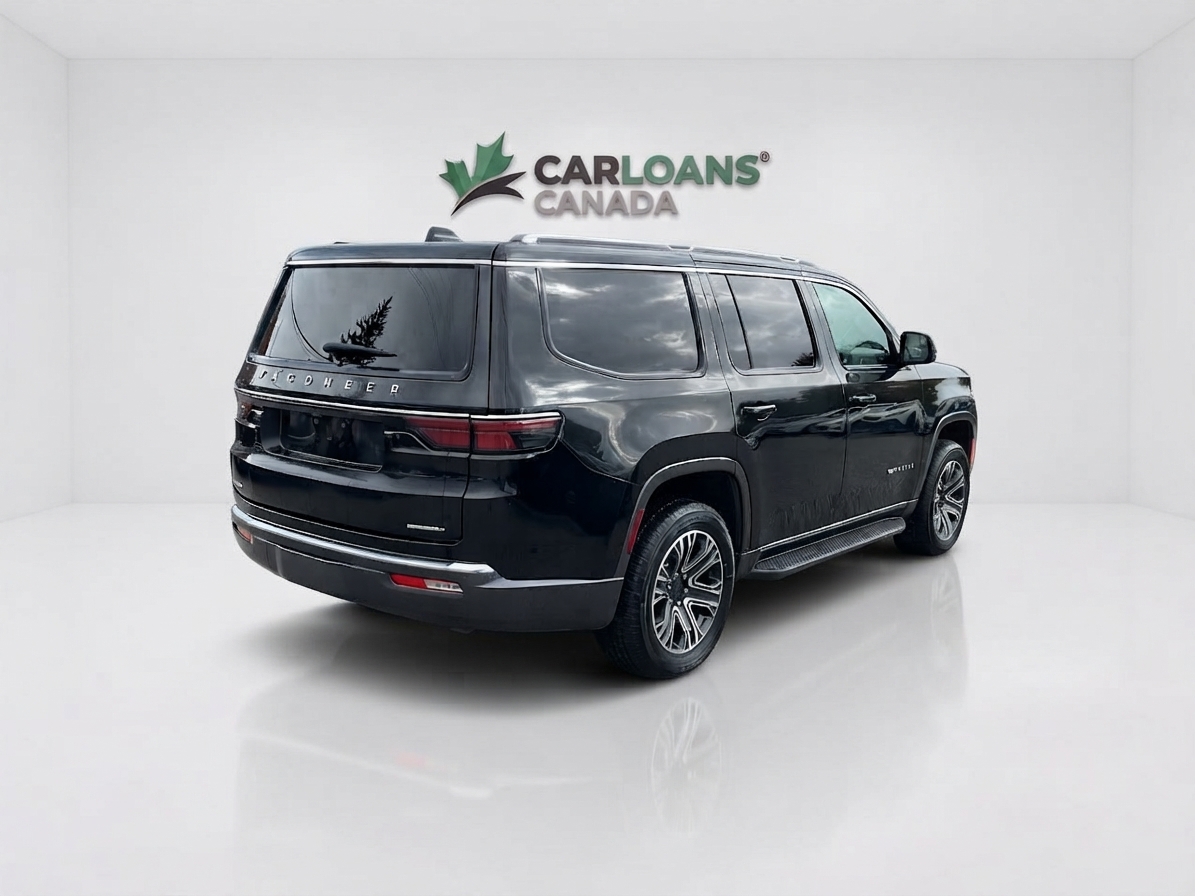 2022 Jeep Wagoneer — photo 6 of 34