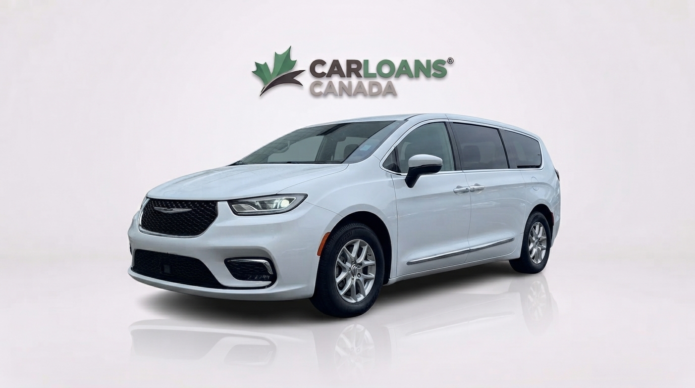 2023 Chrysler Pacifica — photo 1 of 25