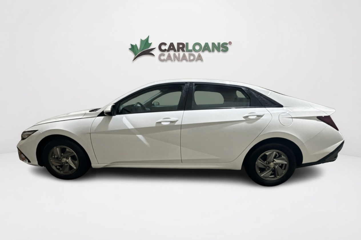 2026 Hyundai Elantra — photo 9 of 32