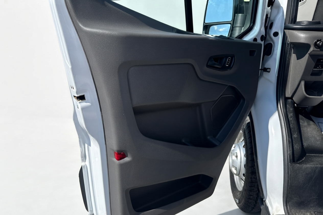 2025 Ford Transit Cargo Van — photo 15 de 27