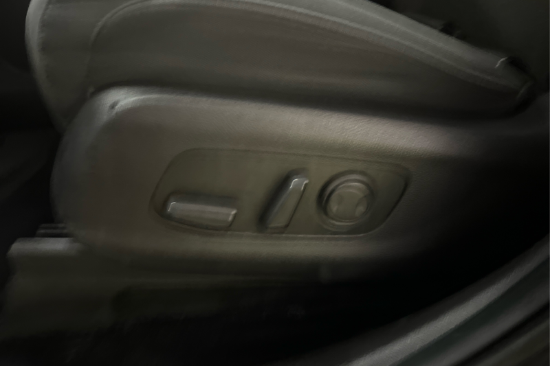 2024 Kia Carnival — photo 25 de 27