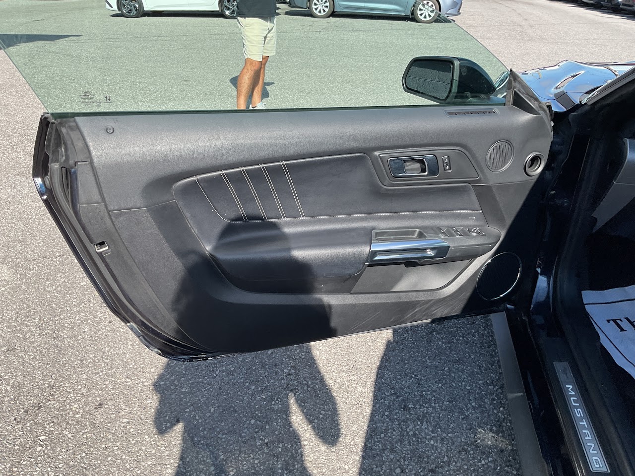 2021 Ford Mustang — photo 35 de 39