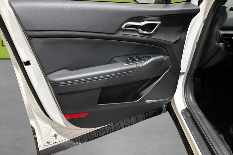 2026 Kia Sportage — photo 19 of 33