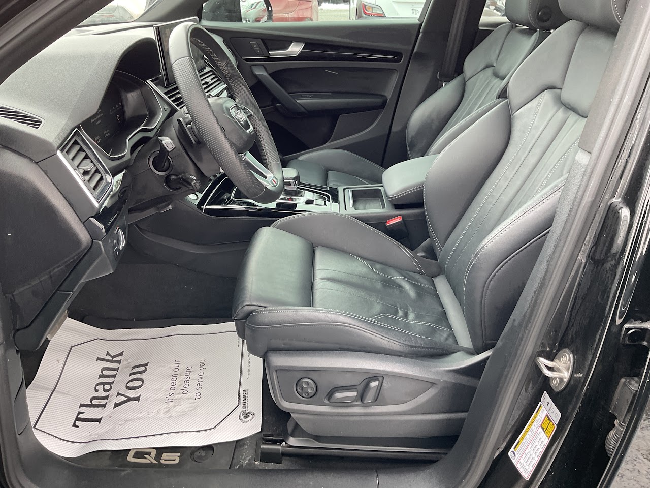 2022 Audi Q5 — photo 8 of 22
