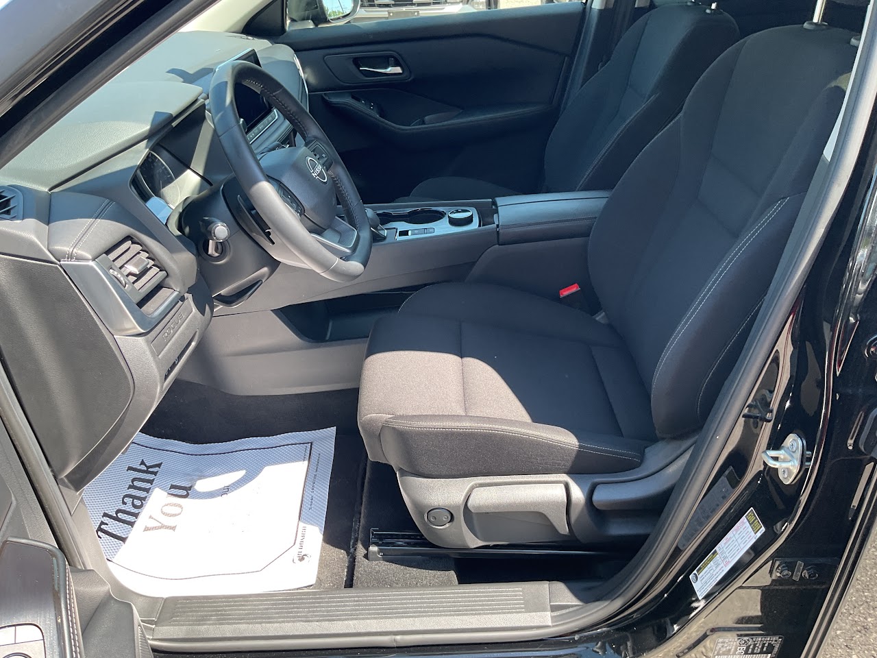 2026 Nissan Rogue — photo 20 of 33