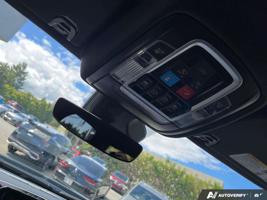 2026 Ram 1500 — photo 21 of 25