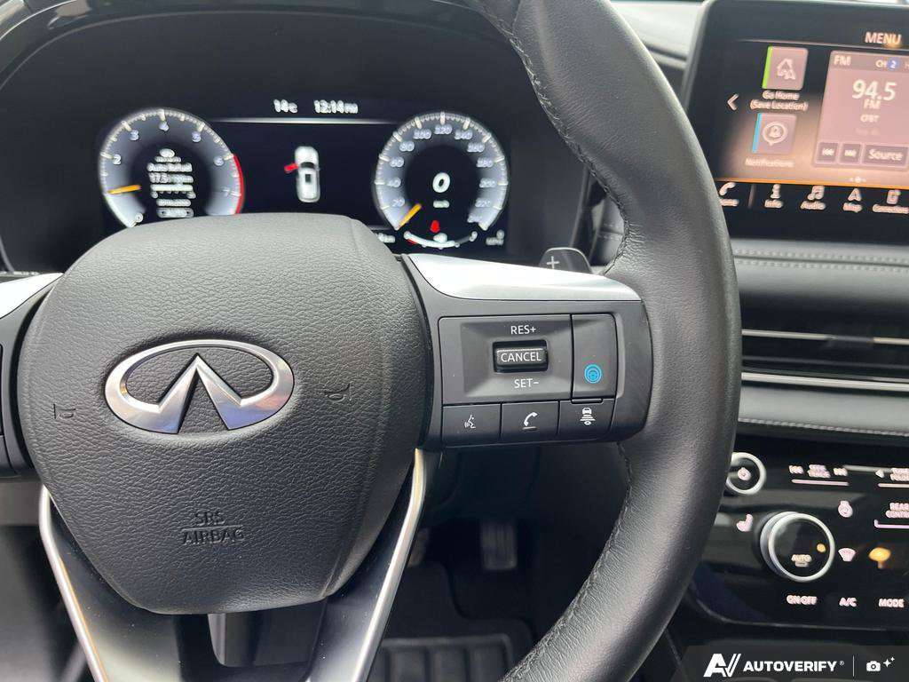2025 Infiniti QX60 — photo 16 of 25