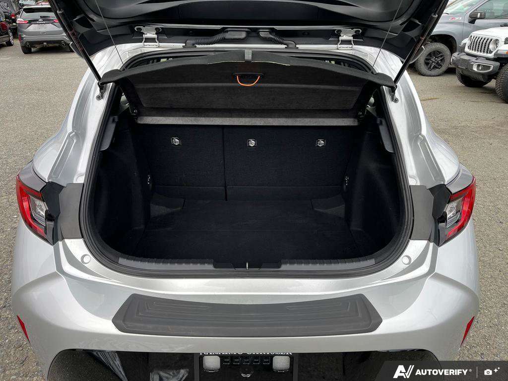 2023 Toyota Corolla Hatchback — photo 12 of 25
