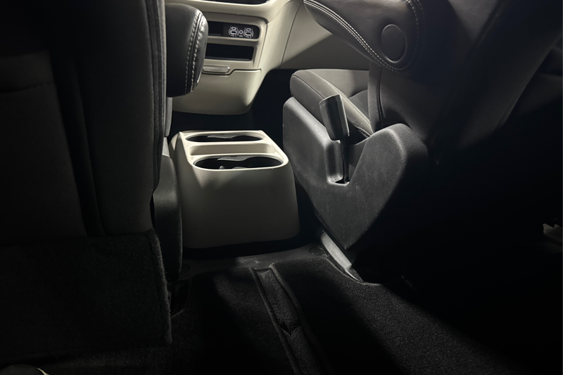 2024 Chrysler Grand Caravan — photo 21 of 34