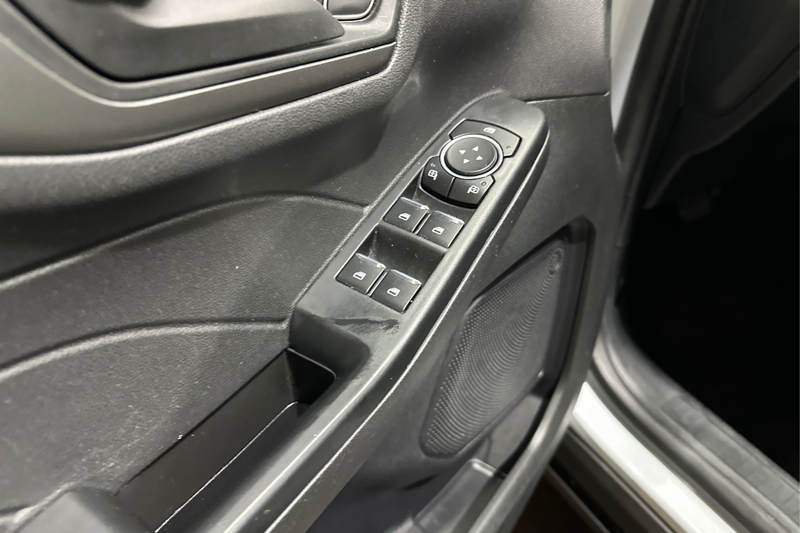 2025 Ford Escape — photo 30 de 32