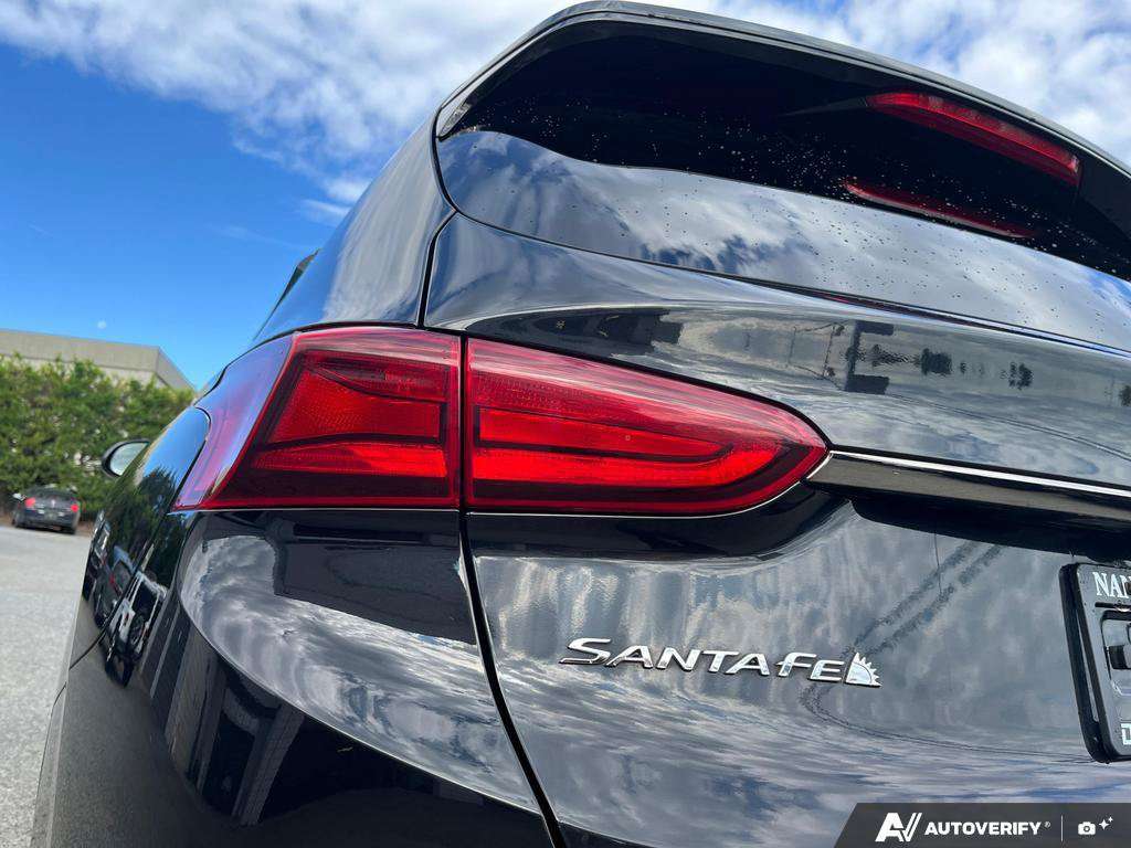 2019 Hyundai Santa Fe — photo 11 of 25