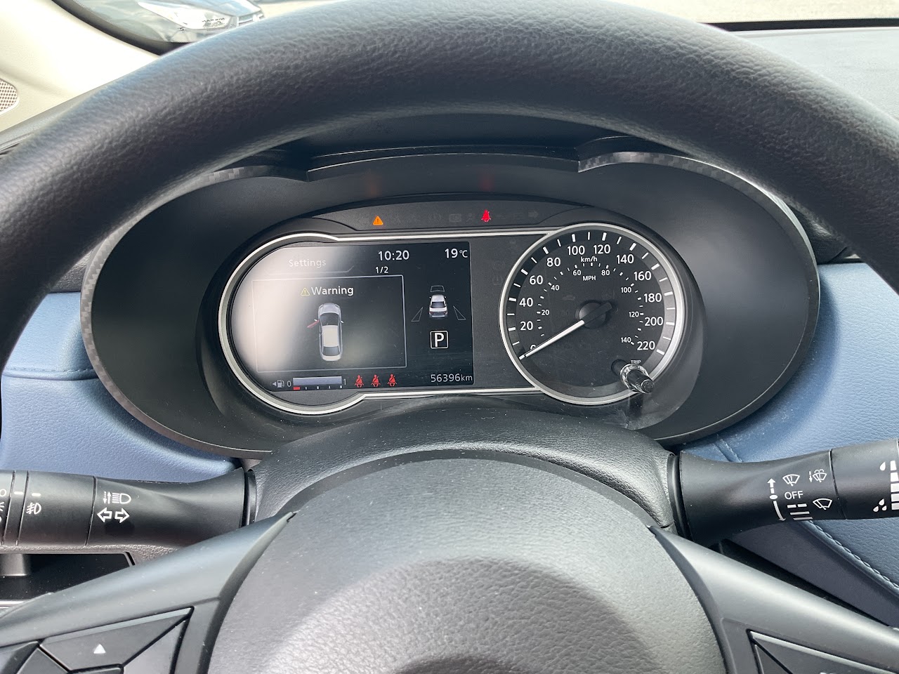 2025 Nissan Versa — photo 27 of 34