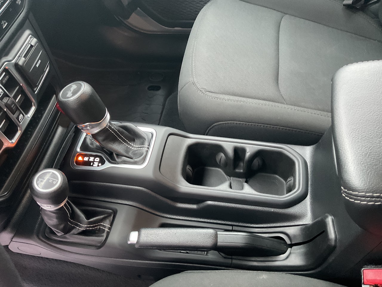 2023 Jeep Wrangler — photo 27 de 32