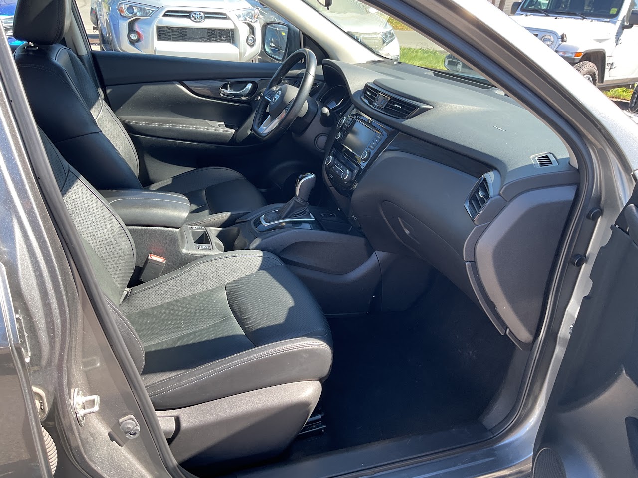 2023 Nissan Qashqai — photo 19 of 34