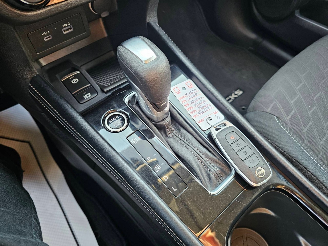 2025 Nissan Kicks Play — photo 12 de 20