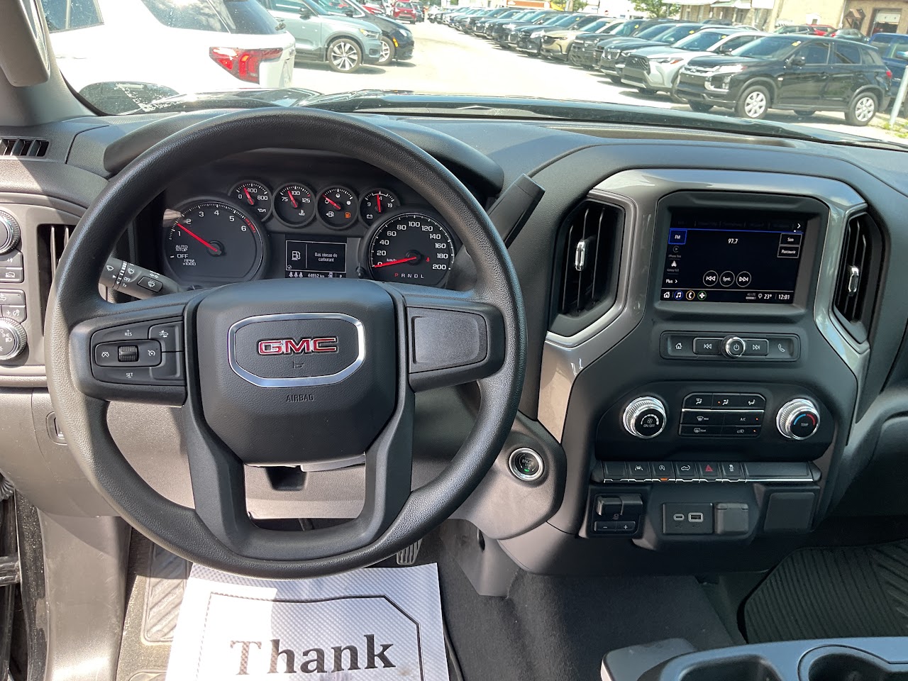 2024 GMC Sierra 1500 — photo 23 of 34