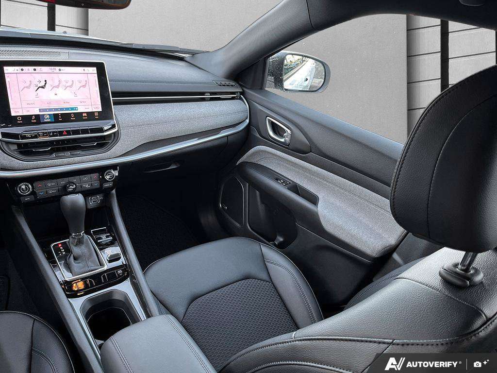 2026 Jeep Compass — photo 25 de 25