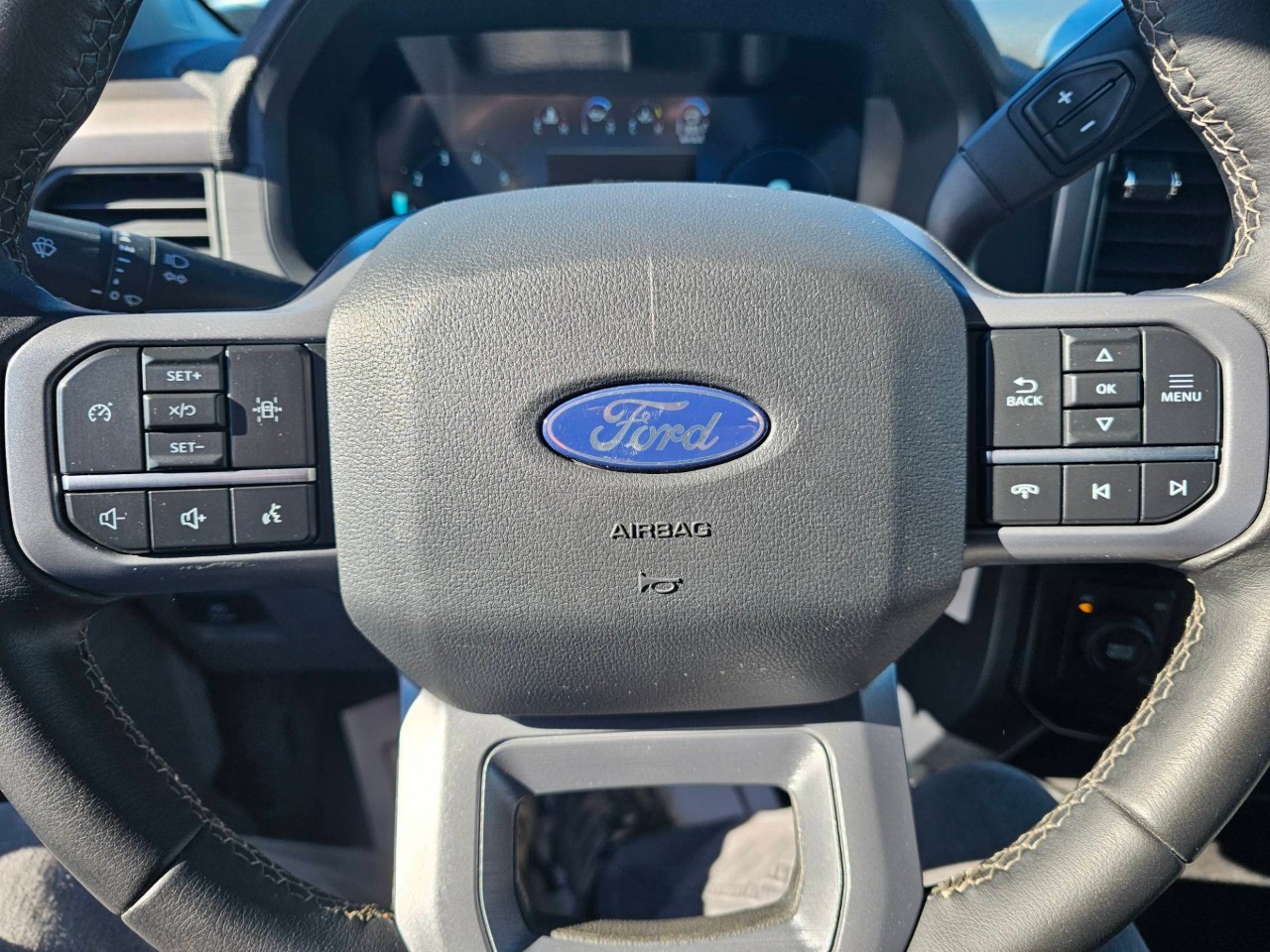 2025 Ford F-150 — photo 13 de 23